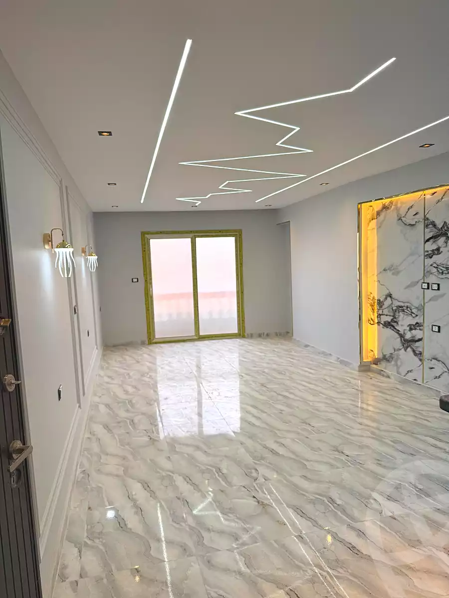 https://aqarmap.com.eg/en/listing/6991575-for-sale-cairo-el-haram-el-lebeny-soltan-khattab-st