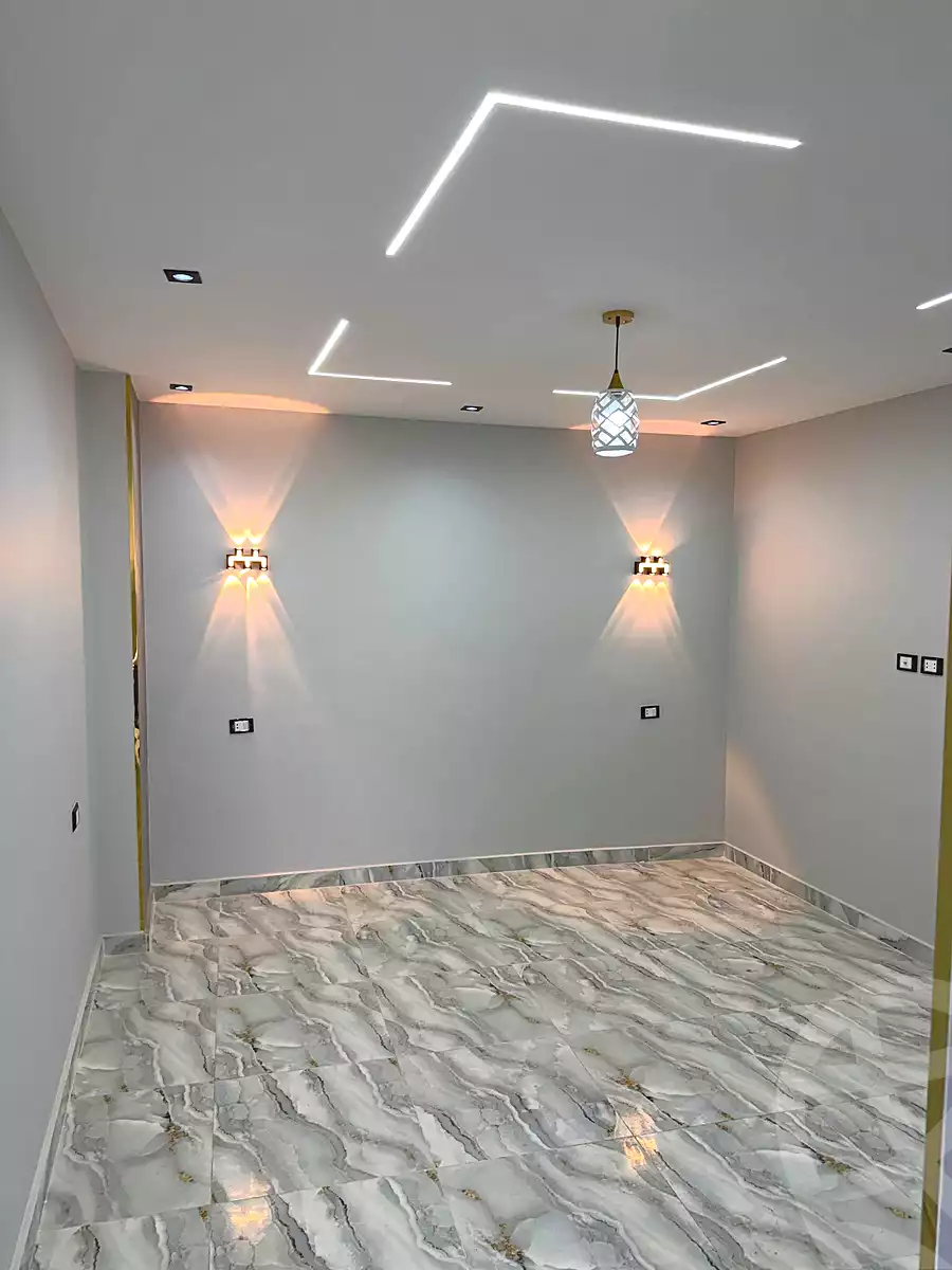 https://aqarmap.com.eg/en/listing/6991575-for-sale-cairo-el-haram-el-lebeny-soltan-khattab-st