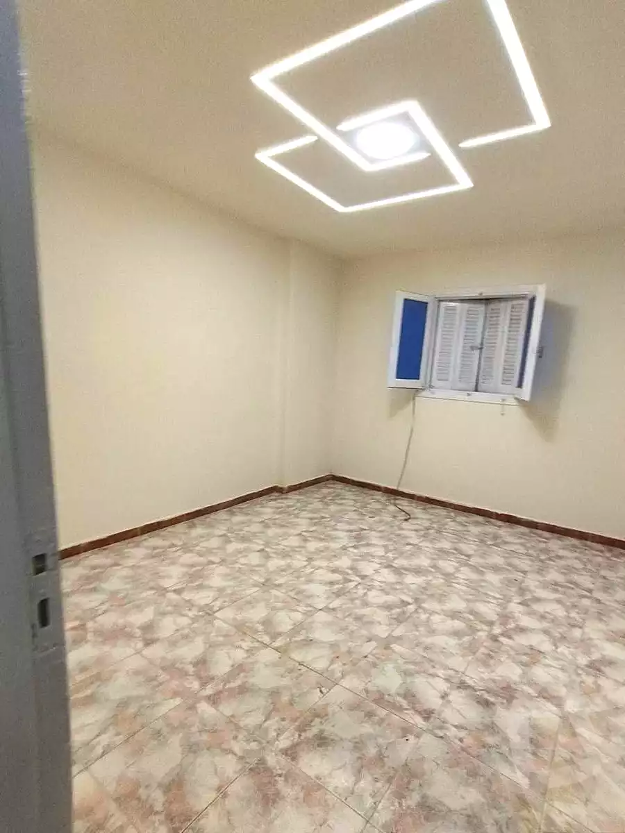 https://aqarmap.com.eg/en/listing/6991657-for-sale-alexandria-el-asafra-shr-45