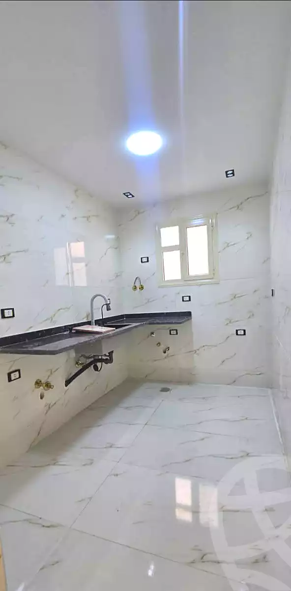 https://aqarmap.com.eg/ar/listing/6991742-for-sale-alexandria-al-agamy-lbytsh-shahr-al-assal-st