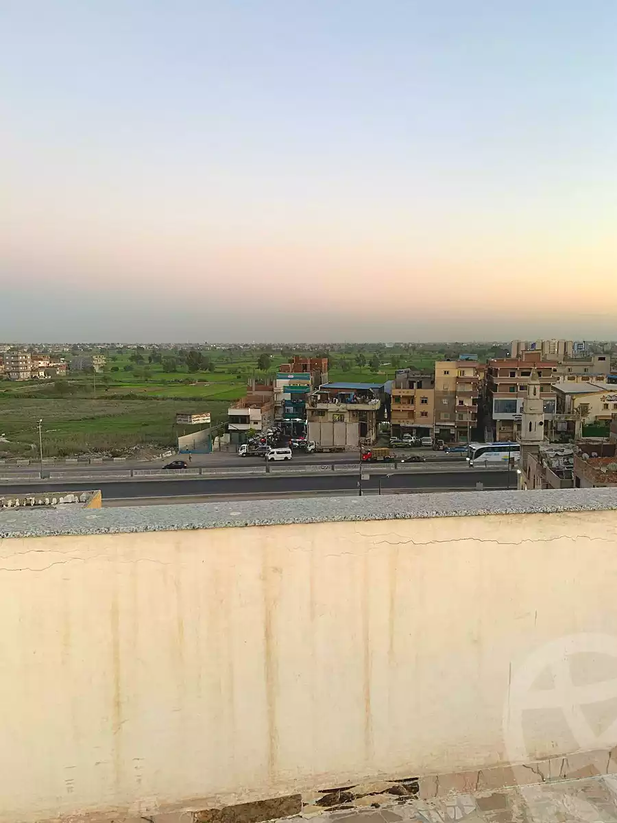 https://aqarmap.com.eg/en/listing/6991749-for-sale-beheira-kafr-el-dawar-shr-lmhkm