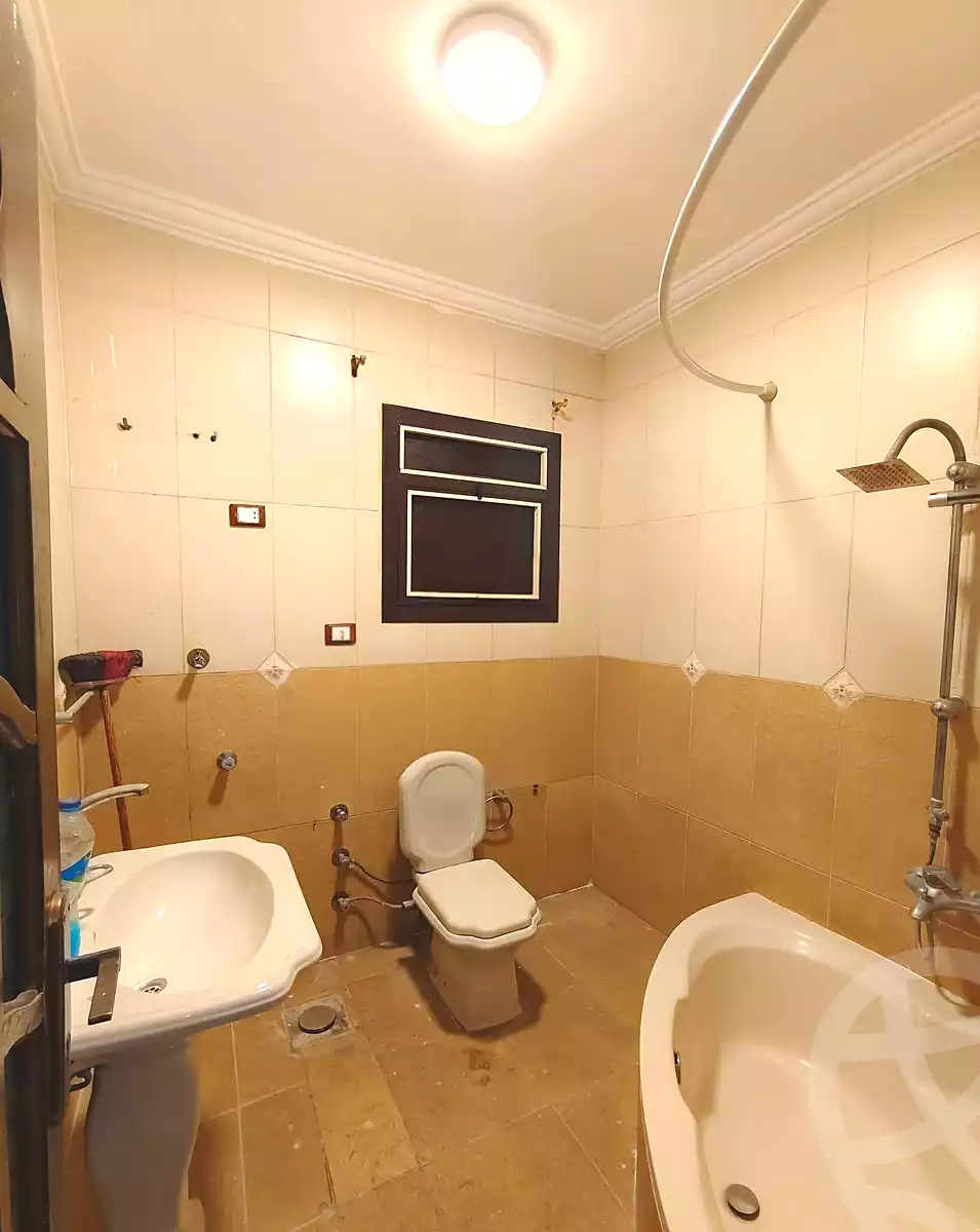 https://aqarmap.com.eg/ar/listing/6991868-for-sale-alexandria-al-agamy-lbytsh-bianchiii