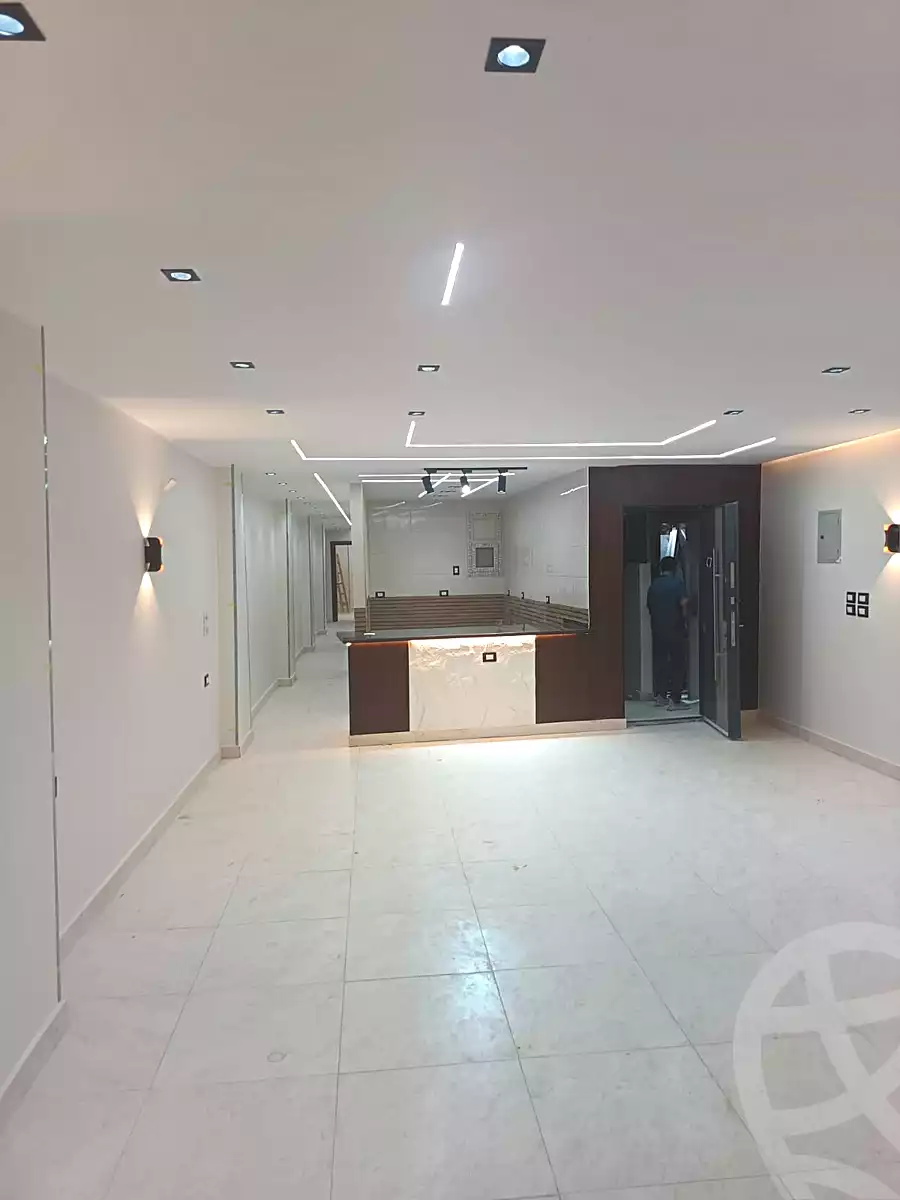 https://aqarmap.com.eg/ar/listing/6992018-for-sale-cairo-helwan-hadayek-helwan-nile-corniche-st