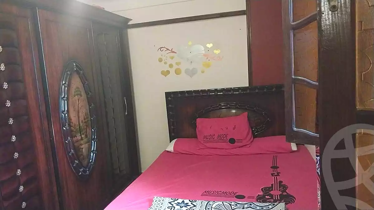 https://aqarmap.com.eg/ar/listing/6992080-for-sale-alexandria-al-agamy-el-hanouvel-al-haded-we-al-soulb-st