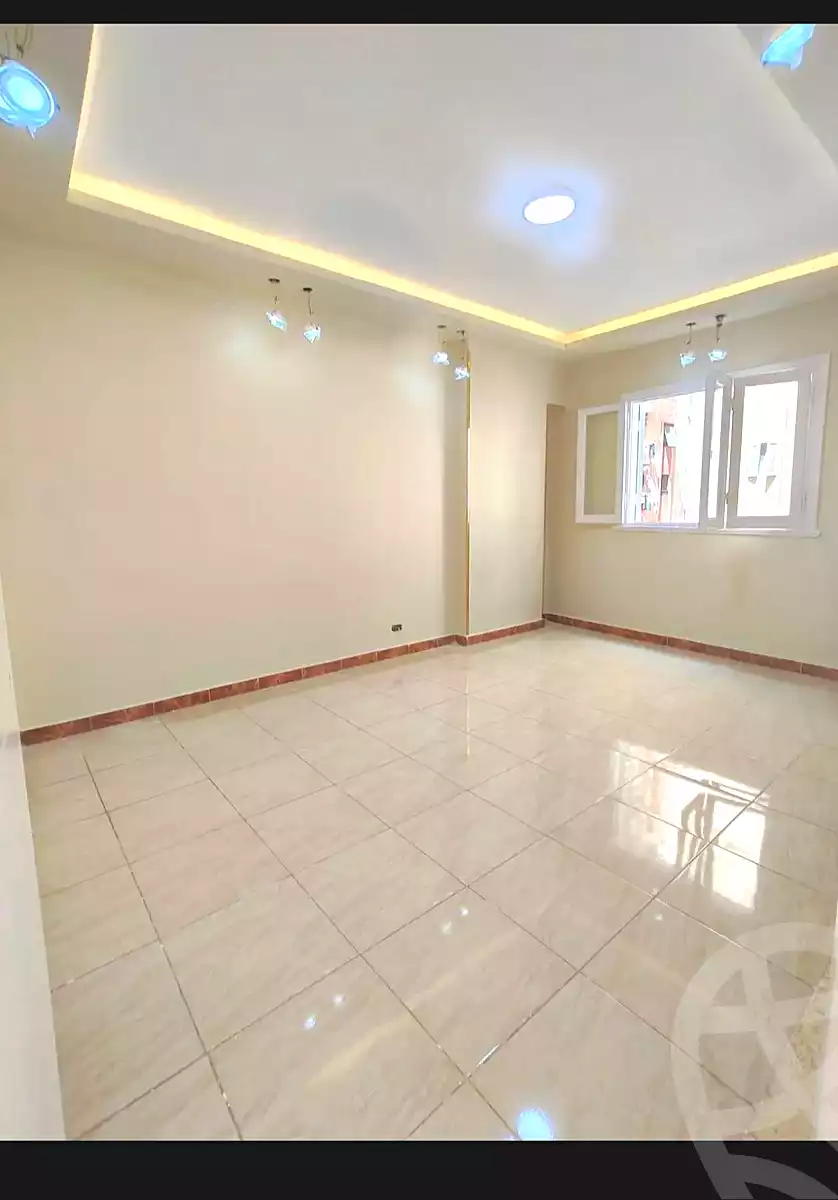 https://aqarmap.com.eg/ar/listing/6992436-for-sale-alexandria-sydy-bshr-sydy-bshr-bhry-shr-khld-bn-lwlyd