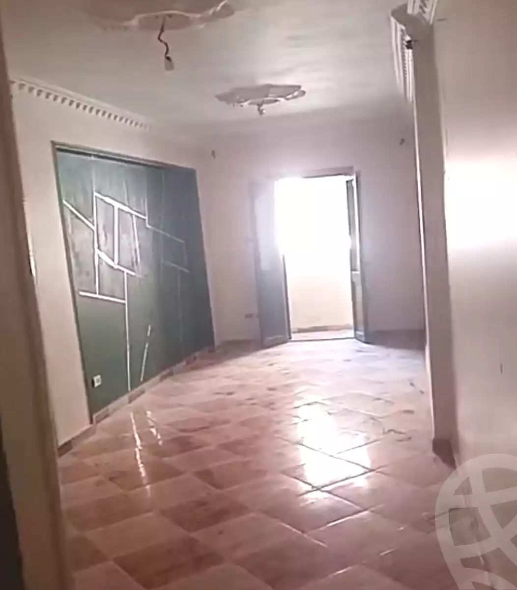 https://aqarmap.com.eg/ar/listing/6992577-for-sale-alexandria-al-agamy-el-hanouvel-el-salam-st