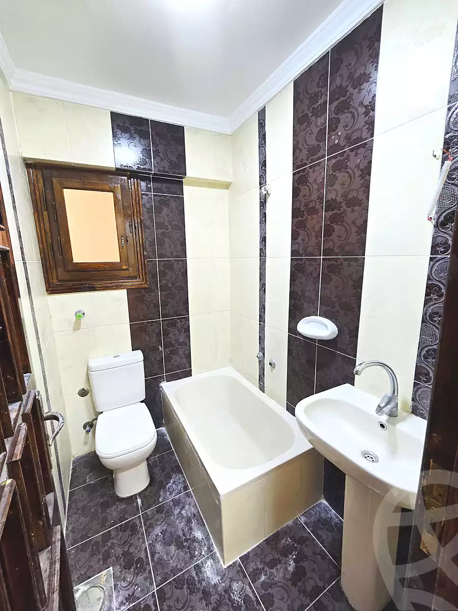 https://aqarmap.com.eg/ar/listing/6992647-for-sale-alexandria-al-agamy-shataa-el-nakheel