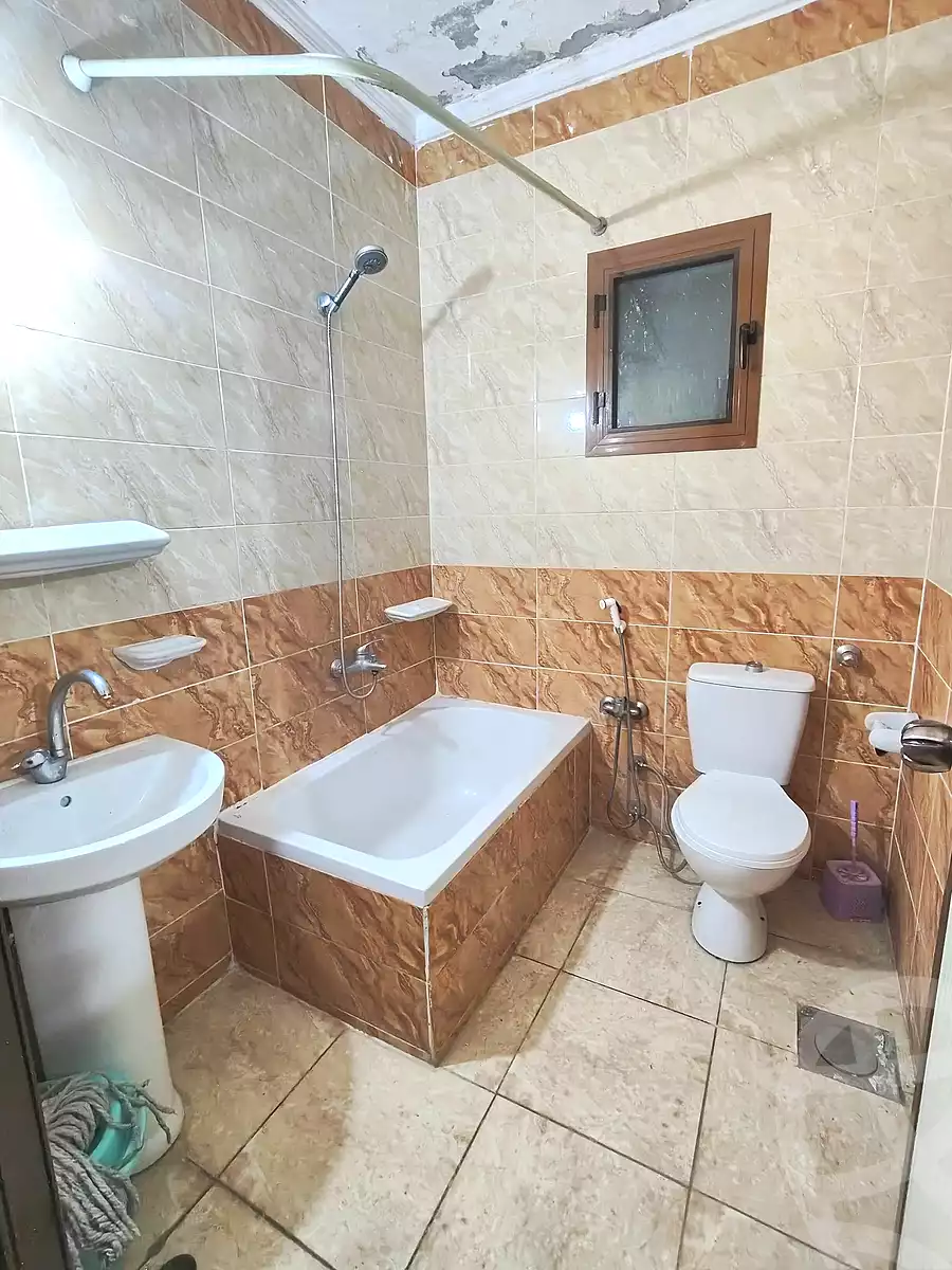 https://aqarmap.com.eg/ar/listing/6992855-for-sale-alexandria-el-asafra-salman-el-farsi-st