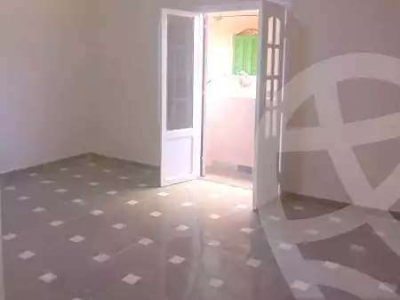 https://aqarmap.com.eg/ar/listing/6947693-for-sale-alexandria-al-agamy-bw-ywsf