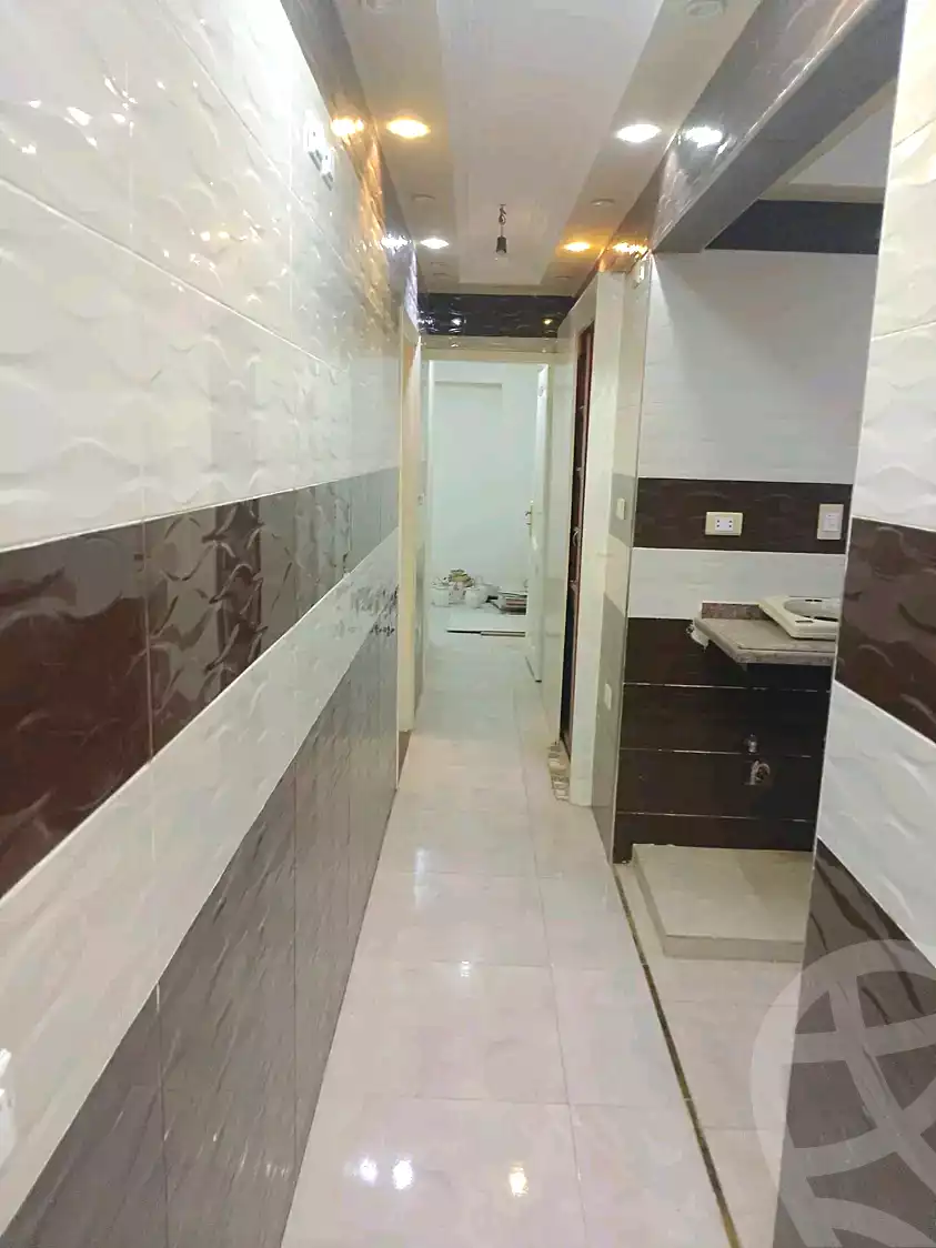 https://aqarmap.com.eg/ar/listing/6993211-for-sale-cairo-ain-shams-ain-shams-el-sharkia-el-zahraa-st