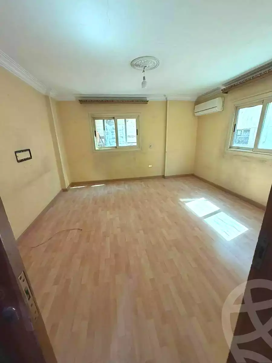 https://aqarmap.com.eg/ar/listing/6993424-for-sale-cairo-el-haram-shareaa-el-haram