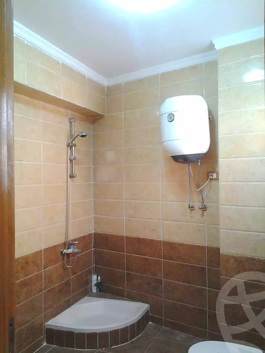 https://aqarmap.com.eg/en/listing/6993482-for-rent-alexandria-kafr-abdo-hussein-basha-st