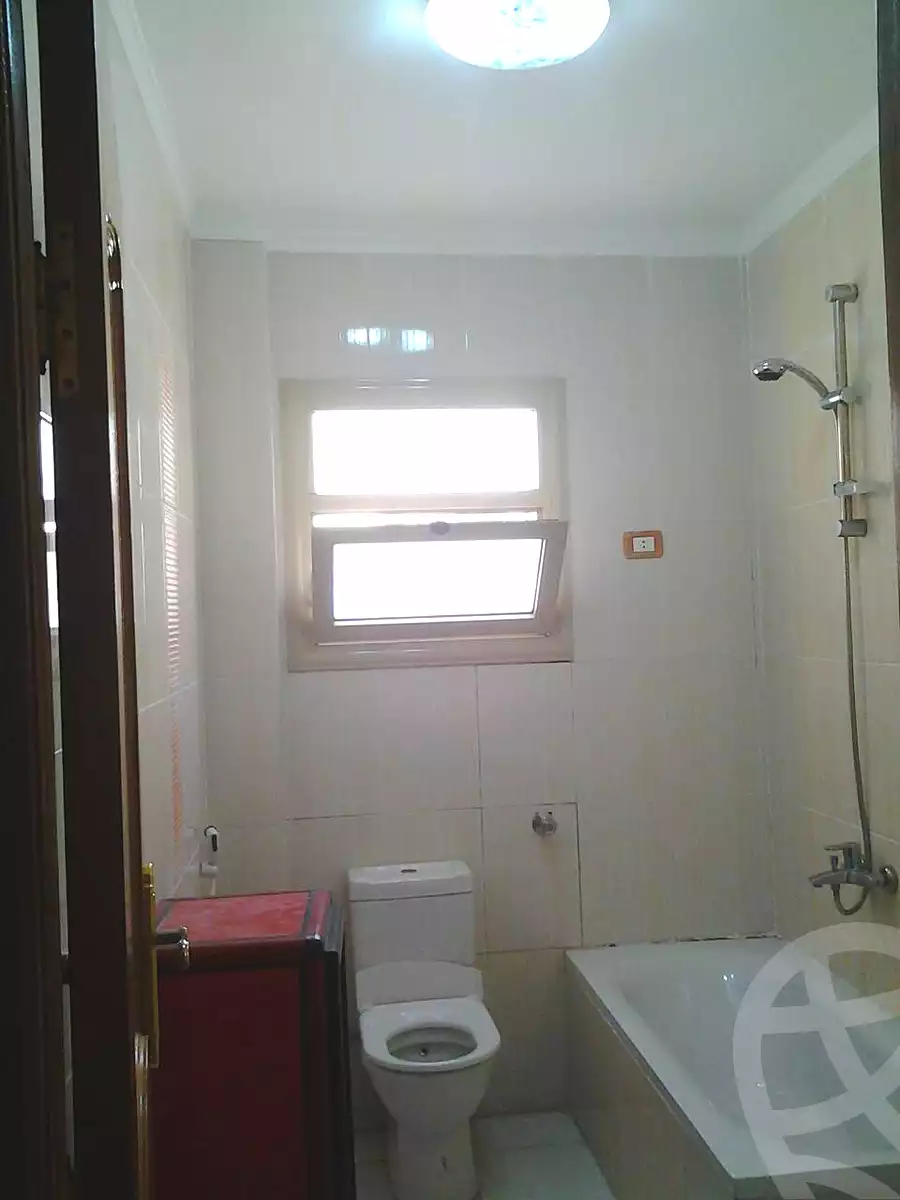 https://aqarmap.com.eg/en/listing/6993482-for-rent-alexandria-kafr-abdo-hussein-basha-st