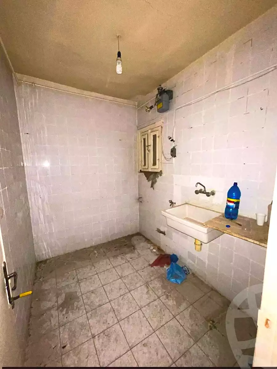https://aqarmap.com.eg/ar/listing/6993860-for-sale-alexandria-al-agamy-lbytsh-al-andalous-wa-al-hgaz-st