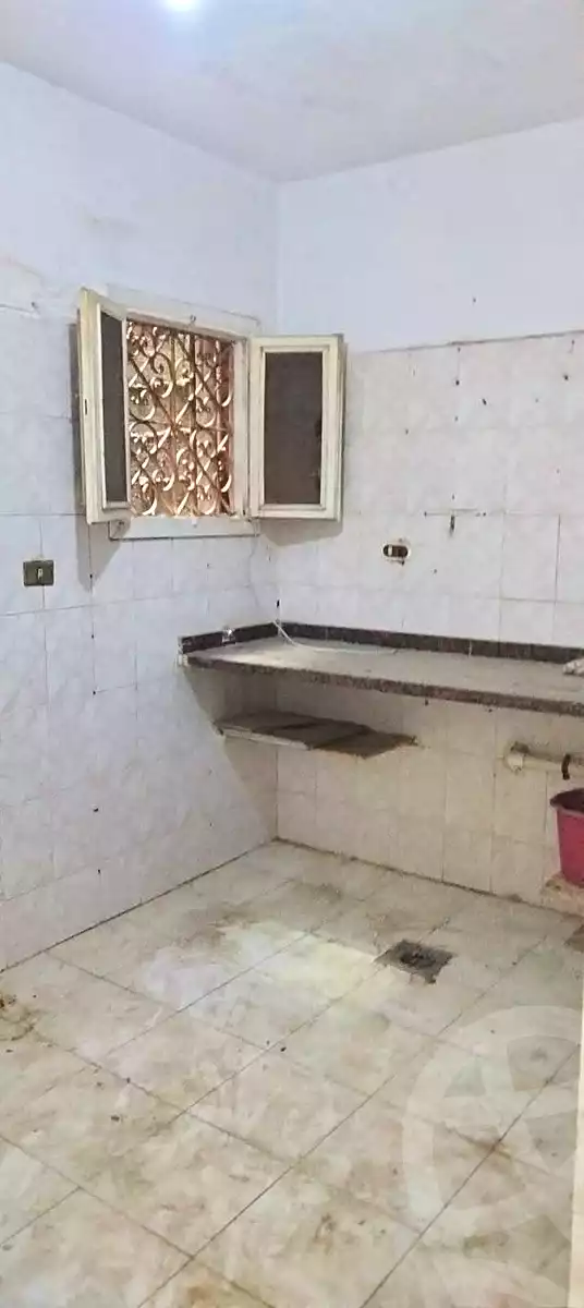 https://aqarmap.com.eg/ar/listing/6994090-for-sale-alexandria-al-agamy-el-hanouvel-radwan-st