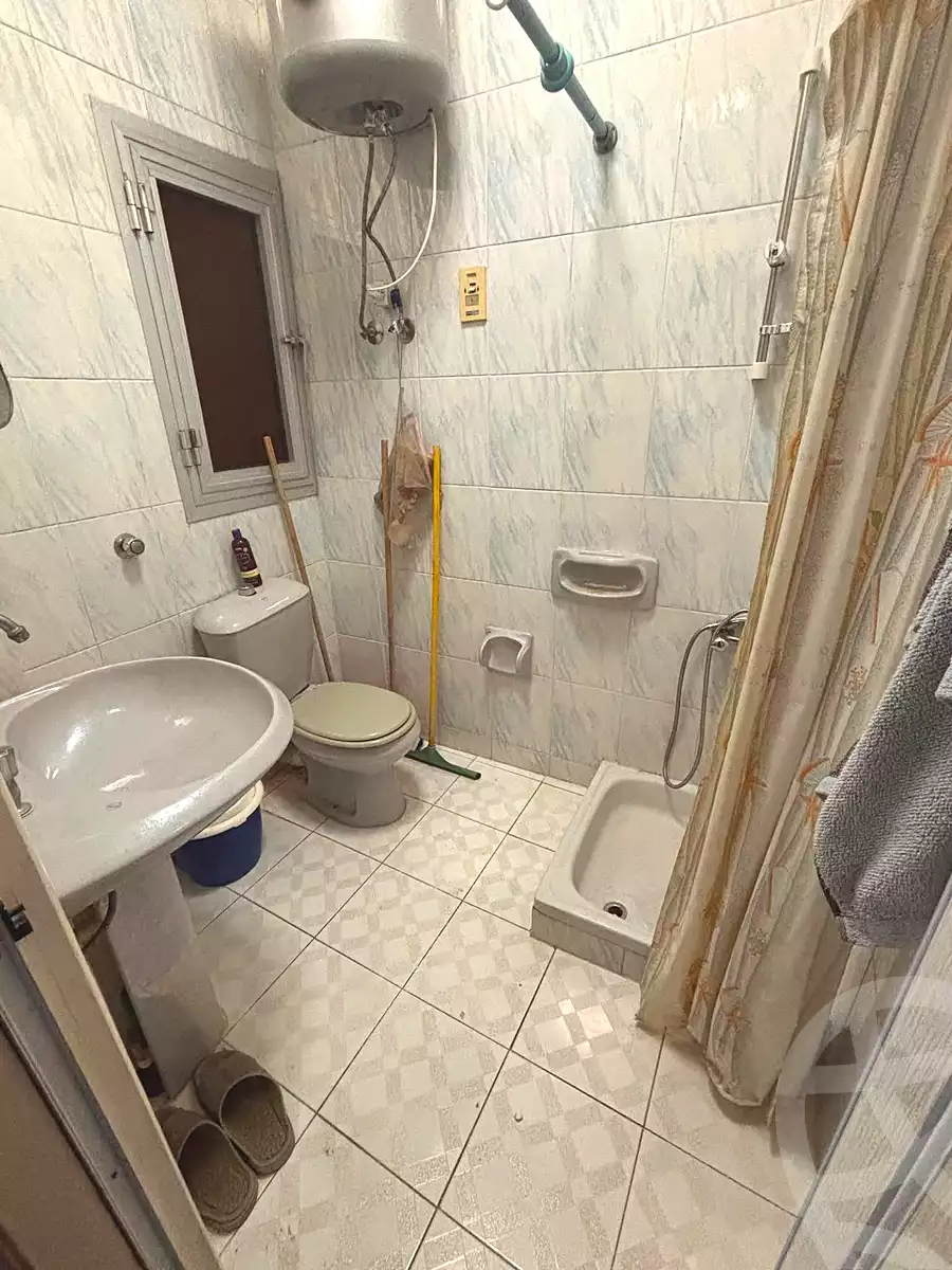 https://aqarmap.com.eg/ar/listing/6994424-for-sale-alexandria-moharram-bey-amin-el-refaey-st