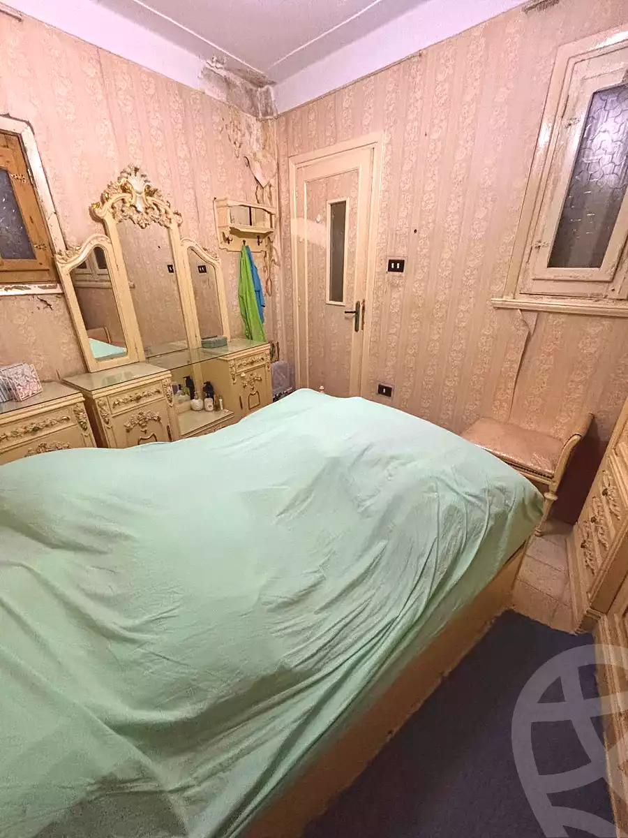 https://aqarmap.com.eg/ar/listing/6994424-for-sale-alexandria-moharram-bey-amin-el-refaey-st