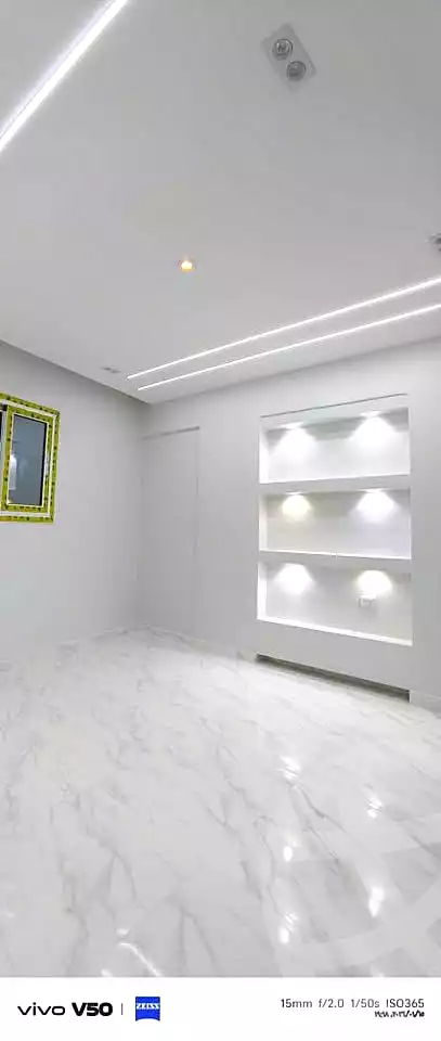 https://aqarmap.com.eg/en/listing/6994462-for-rent-alexandria-al-agamy-bw-ywsf