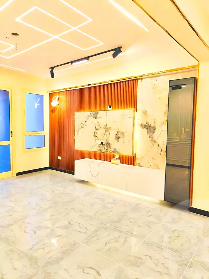 https://aqarmap.com.eg/ar/listing/6994464-for-sale-alexandria-al-agamy-el-hanouvel