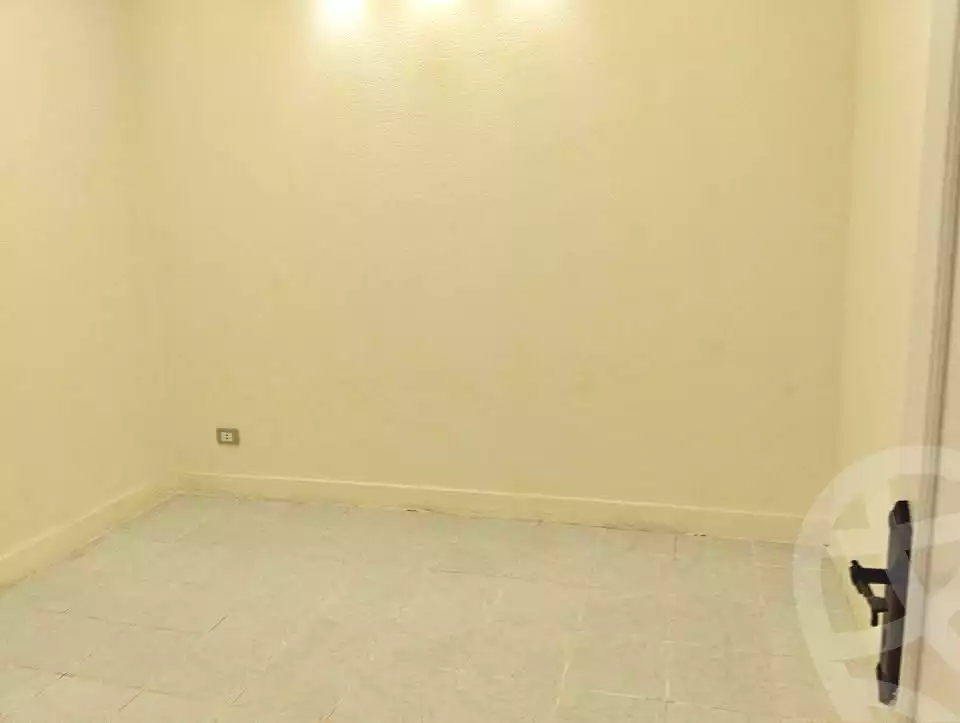 https://aqarmap.com.eg/en/listing/6994506-for-rent-alexandria-al-agamy-el-kilo-21
