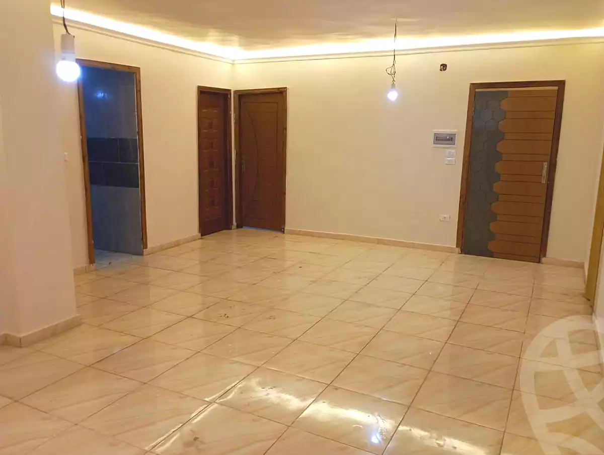 https://aqarmap.com.eg/ar/listing/6994879-for-sale-cairo-faisal-kafr-tohormos-queen-nazli-st