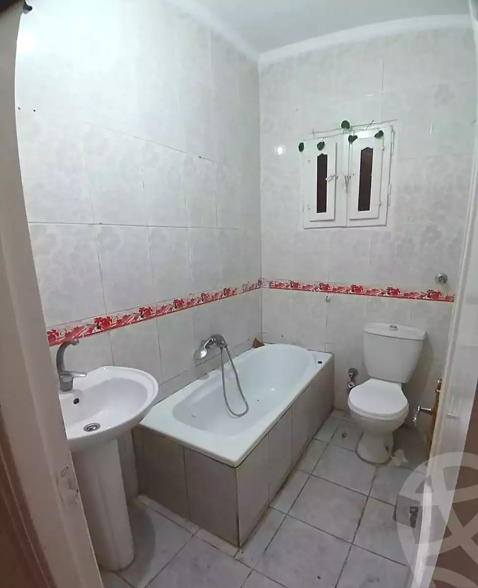 https://aqarmap.com.eg/ar/listing/6995023-for-rent-alexandria-el-asafra-l-sfr-bhry