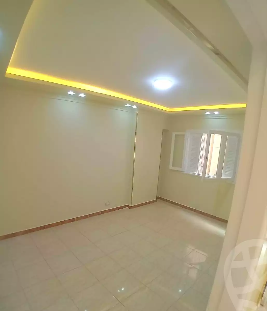 https://aqarmap.com.eg/ar/listing/6995263-for-sale-alexandria-sydy-bshr-sydy-bshr-bhry-shr-khld-bn-lwlyd