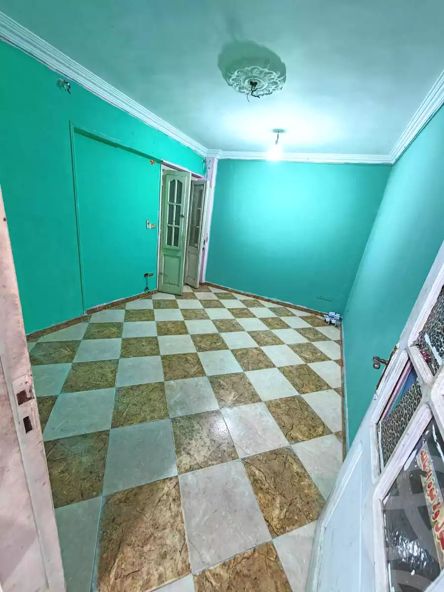 https://aqarmap.com.eg/en/listing/6995507-for-sale-cairo-helwan-helwan-el-sharkeya-khesro-basha-st