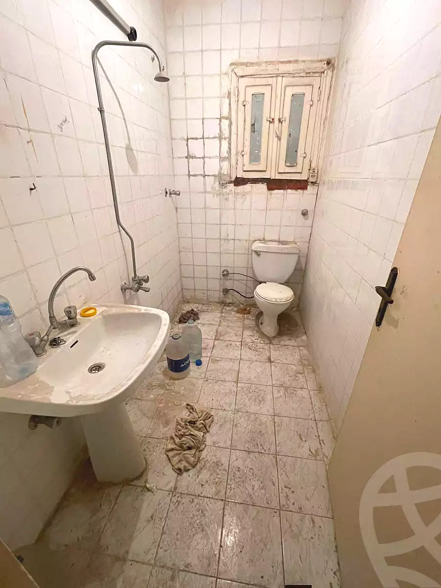 https://aqarmap.com.eg/ar/listing/6995609-for-sale-alexandria-al-agamy-lbytsh-al-andalous-wa-al-hgaz-st
