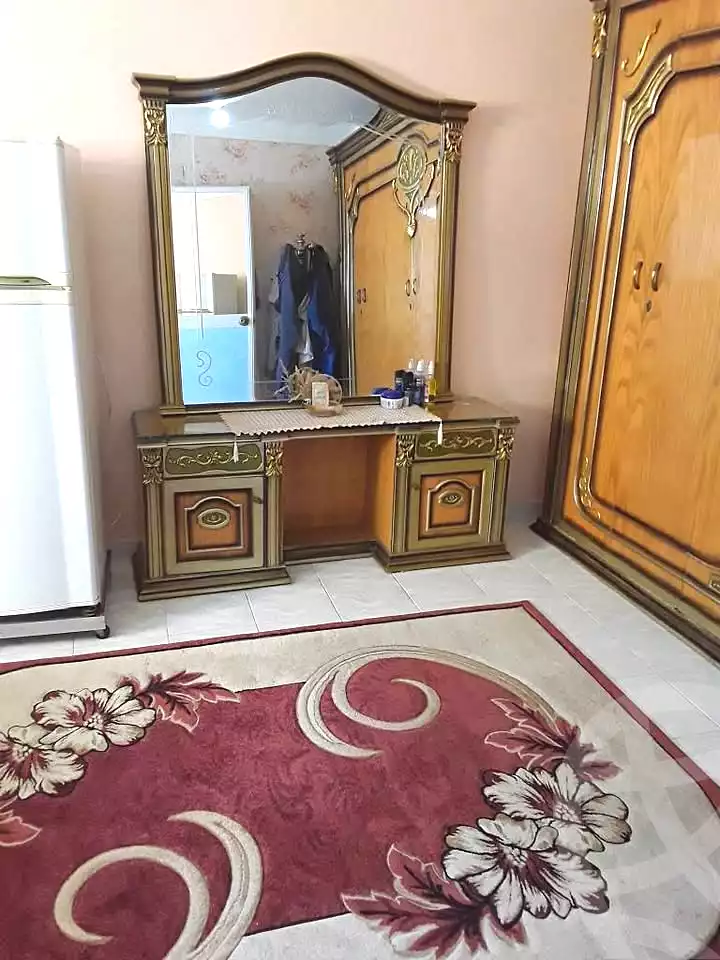 https://aqarmap.com.eg/ar/listing/6995623-for-sale-alexandria-alhadara-new-el-hadra-el-zahraa-st