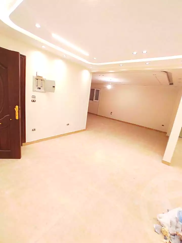 https://aqarmap.com.eg/ar/listing/6995667-for-sale-alexandria-sydy-bshr-sydy-bshr-bhry-khalil-hamada-st