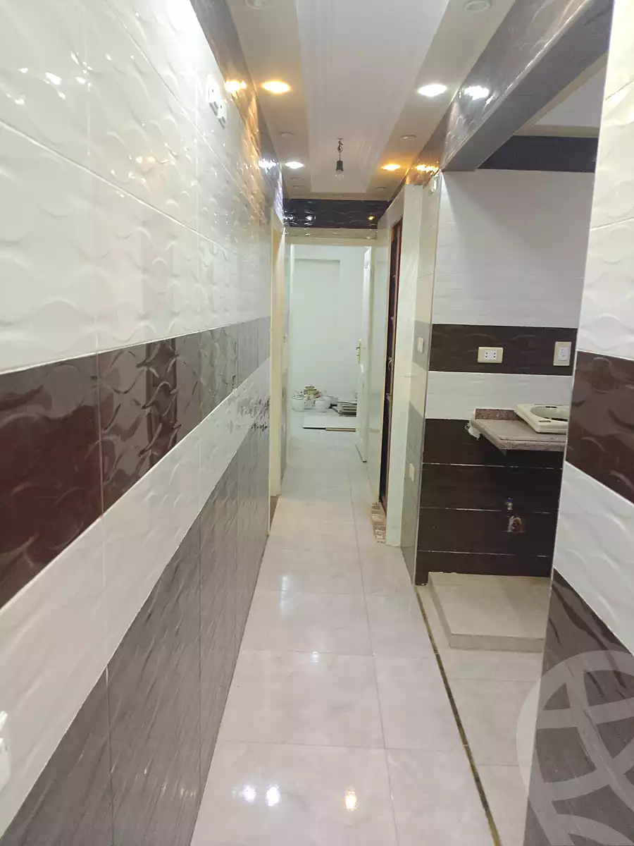 https://aqarmap.com.eg/ar/listing/6995848-for-sale-cairo-ain-shams-ain-shams-el-sharkia-el-zahraa-st