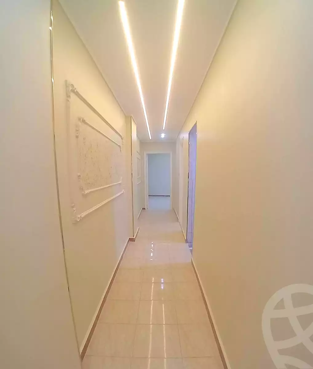 https://aqarmap.com.eg/ar/listing/6996073-for-sale-alexandria-sydy-bshr-sydy-bshr-bhry-shr-khld-bn-lwlyd