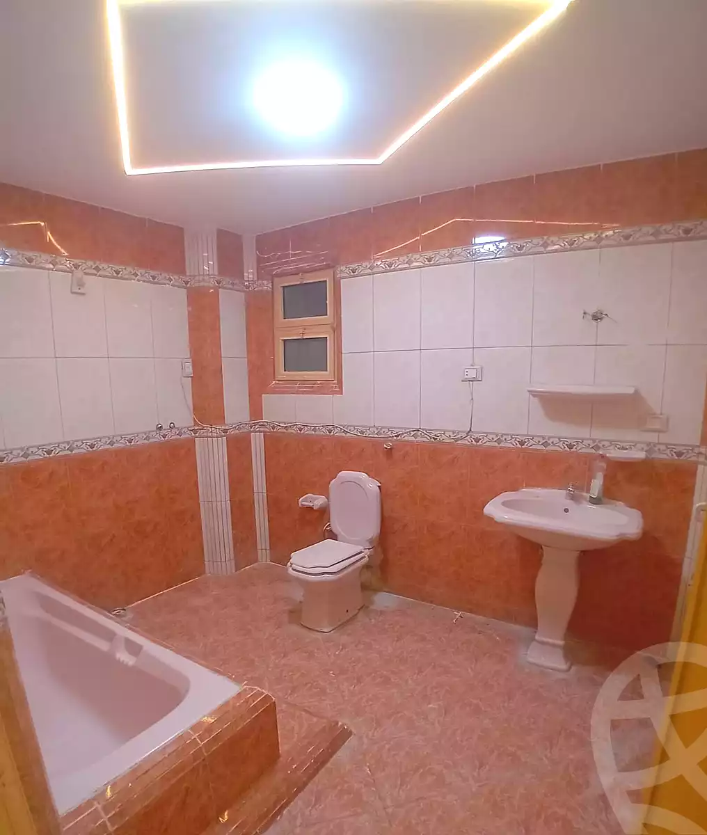 https://aqarmap.com.eg/ar/listing/6996073-for-sale-alexandria-sydy-bshr-sydy-bshr-bhry-shr-khld-bn-lwlyd