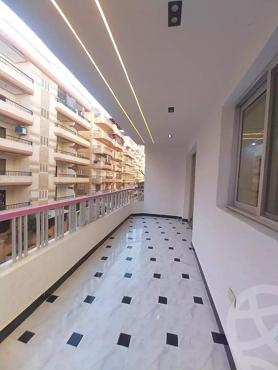 https://aqarmap.com.eg/en/listing/6996423-for-sale-alexandria-al-agamy-shataa-el-nakheel