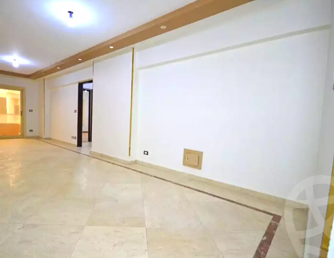 https://aqarmap.com.eg/ar/listing/6996447-for-sale-alexandria-sydy-bshr-sydy-bshr-bhry