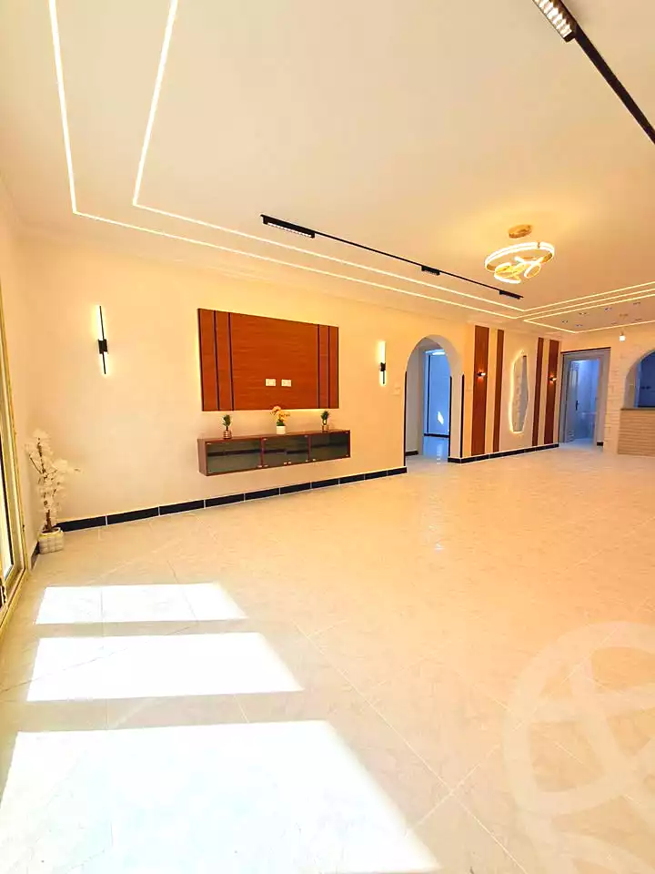 https://aqarmap.com.eg/ar/listing/6996565-for-sale-alexandria-al-agamy-shataa-el-nakheel