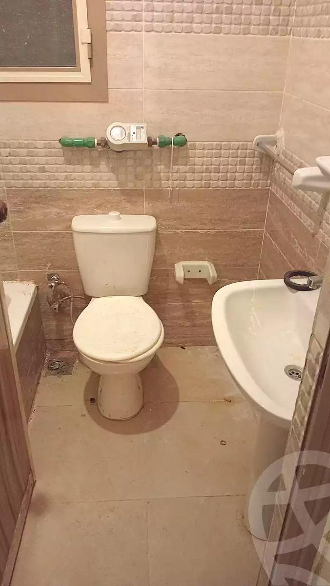 https://aqarmap.com.eg/ar/listing/6996935-for-rent-alexandria-al-agamy-lbytsh