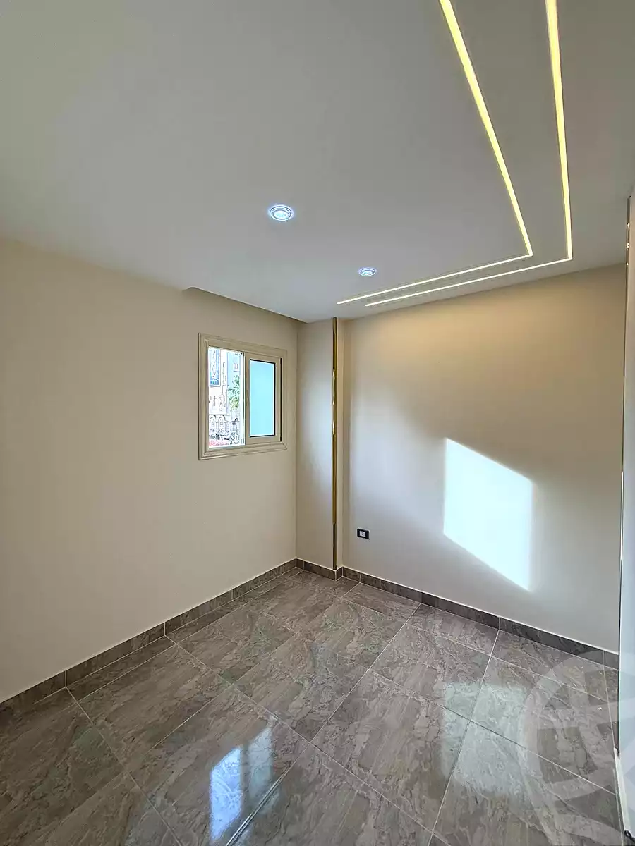https://aqarmap.com.eg/ar/listing/6996914-for-sale-alexandria-sydy-bshr-sydy-bshr-bhry-khalil-hamada-st