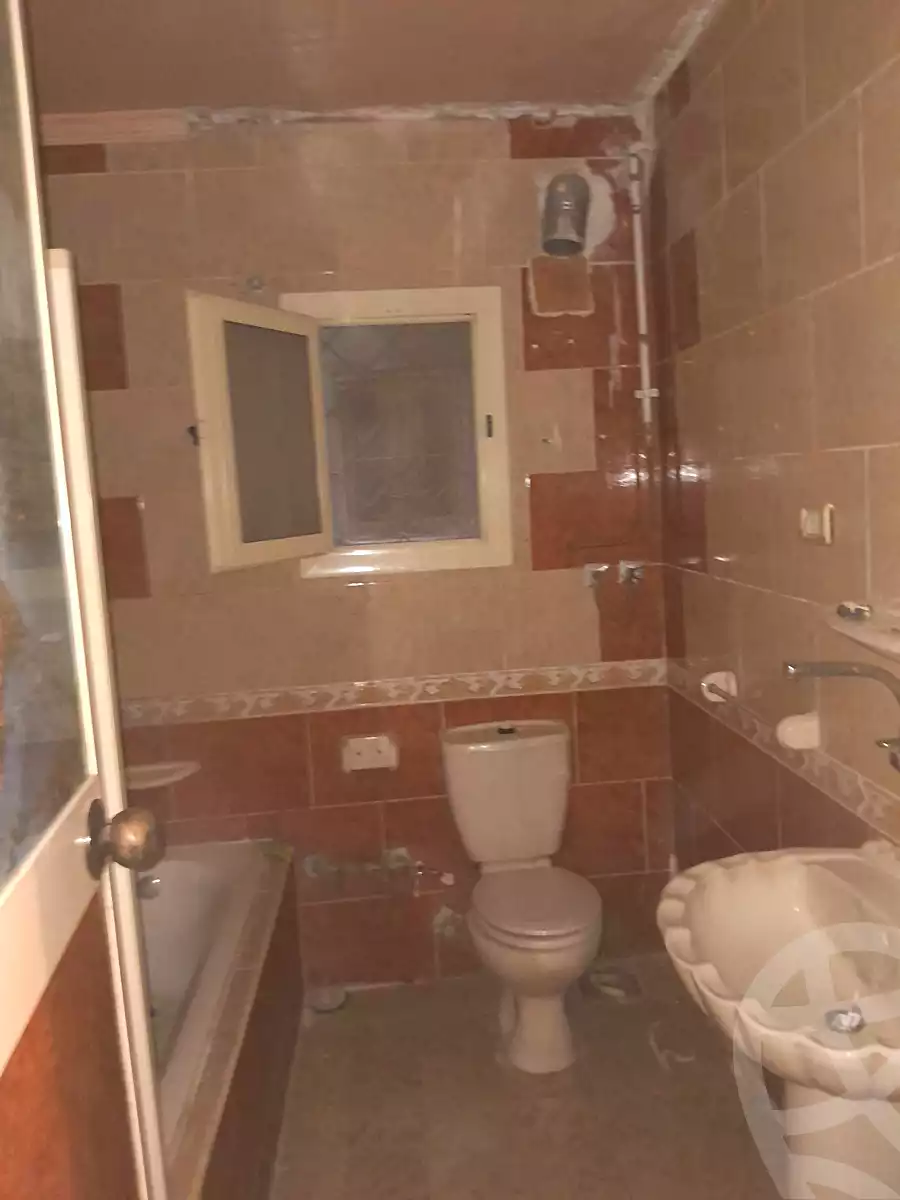 https://aqarmap.com.eg/ar/listing/6997053-for-sale-alexandria-al-agamy-el-hanouvel-el-salam-st