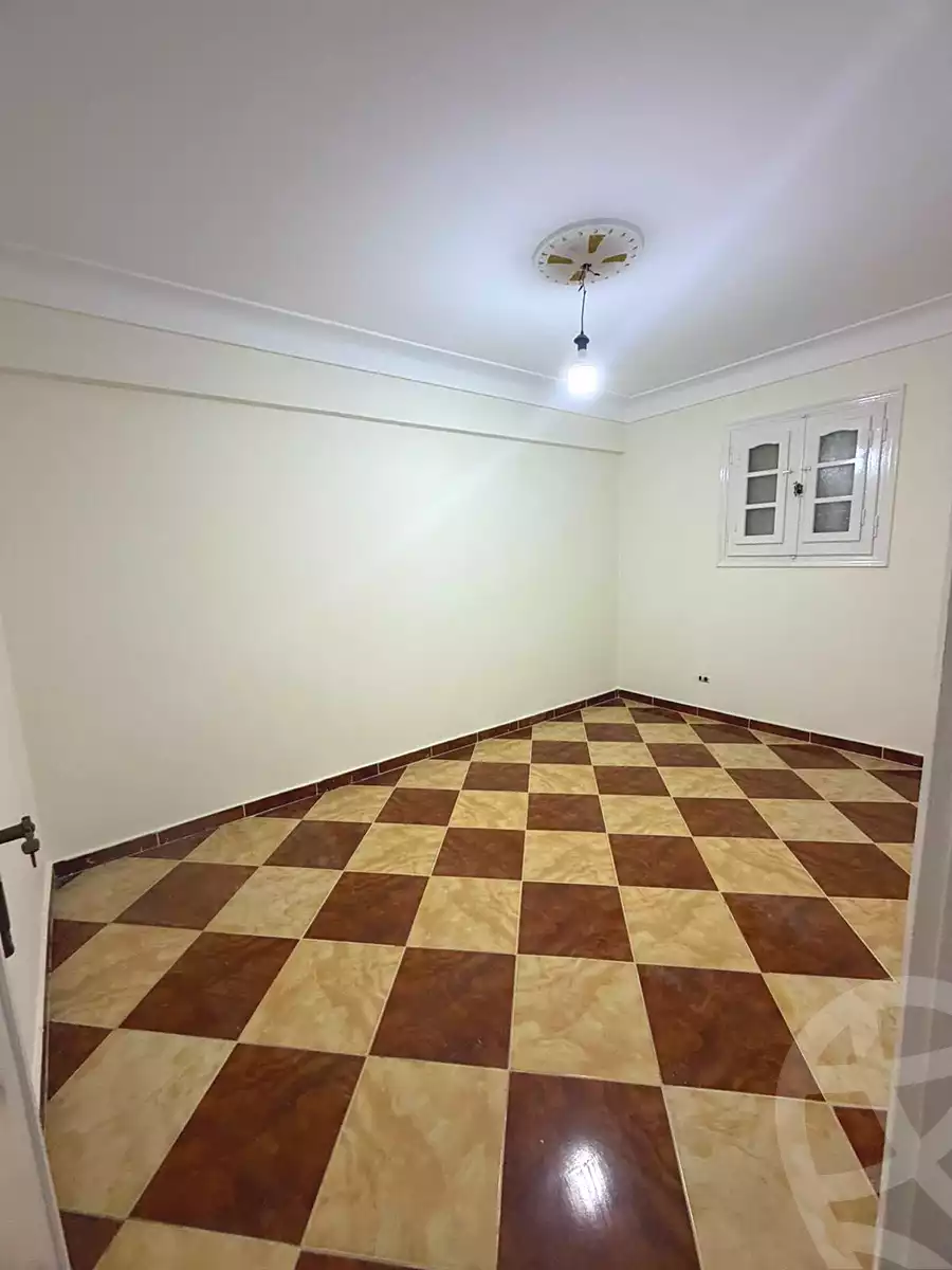 https://aqarmap.com.eg/en/listing/6997450-for-sale-alexandria-lsywf-el-falki