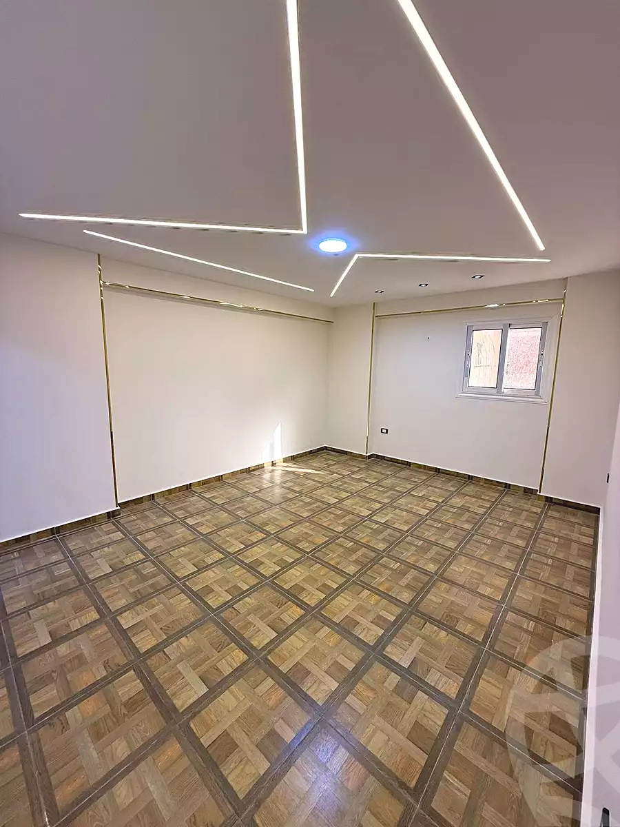 https://aqarmap.com.eg/ar/listing/6997801-for-sale-alexandria-sydy-bshr-sydy-bshr-bhry-khalil-hamada-st