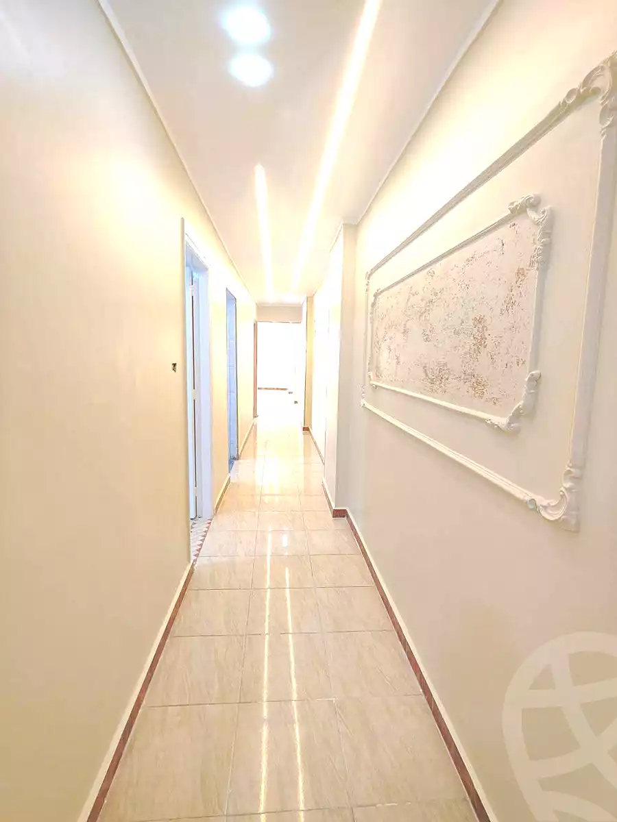 https://aqarmap.com.eg/ar/listing/6997952-for-sale-alexandria-sydy-bshr-sydy-bshr-bhry-shr-khld-bn-lwlyd