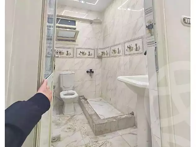 https://aqarmap.com.eg/ar/listing/6997967-for-sale-alexandria-al-agamy-el-hanouvel-al-haded-we-al-soulb-st