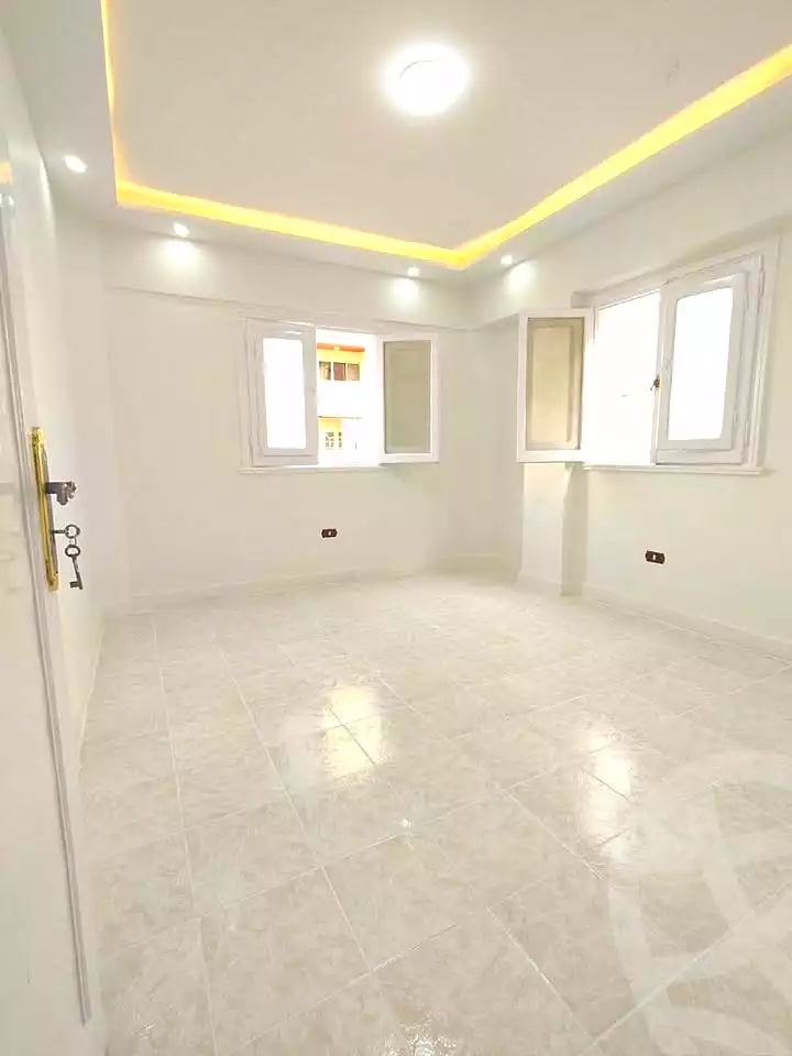 https://aqarmap.com.eg/ar/listing/6997986-for-sale-alexandria-al-agamy-shataa-el-nakheel