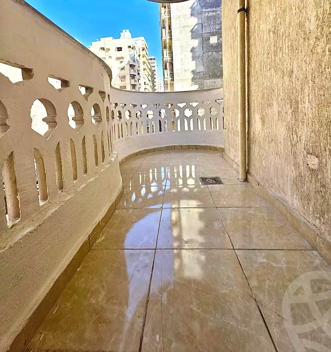 https://aqarmap.com.eg/ar/listing/6998047-for-sale-alexandria-miami-mohammed-galal-hammad-st