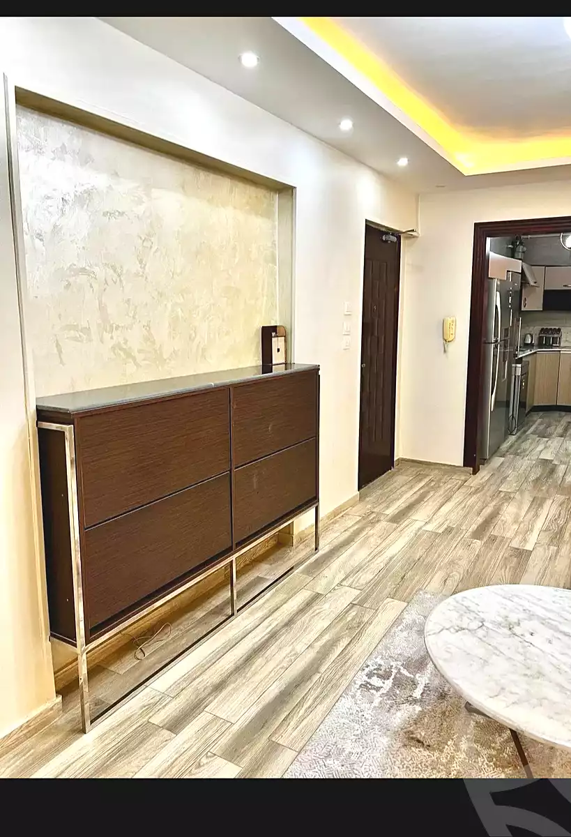 https://aqarmap.com.eg/ar/listing/6998283-for-rent-alexandria-mostafa-kamel-area
