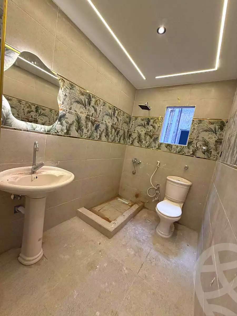 https://aqarmap.com.eg/ar/listing/6998551-for-sale-alexandria-sydy-bshr-sydy-bshr-bhry-shr-khld-bn-lwlyd