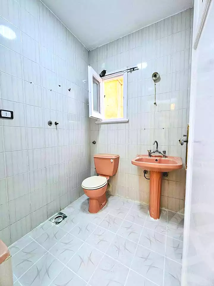 https://aqarmap.com.eg/en/listing/6998573-for-sale-alexandria-al-agamy-shataa-el-nakheel
