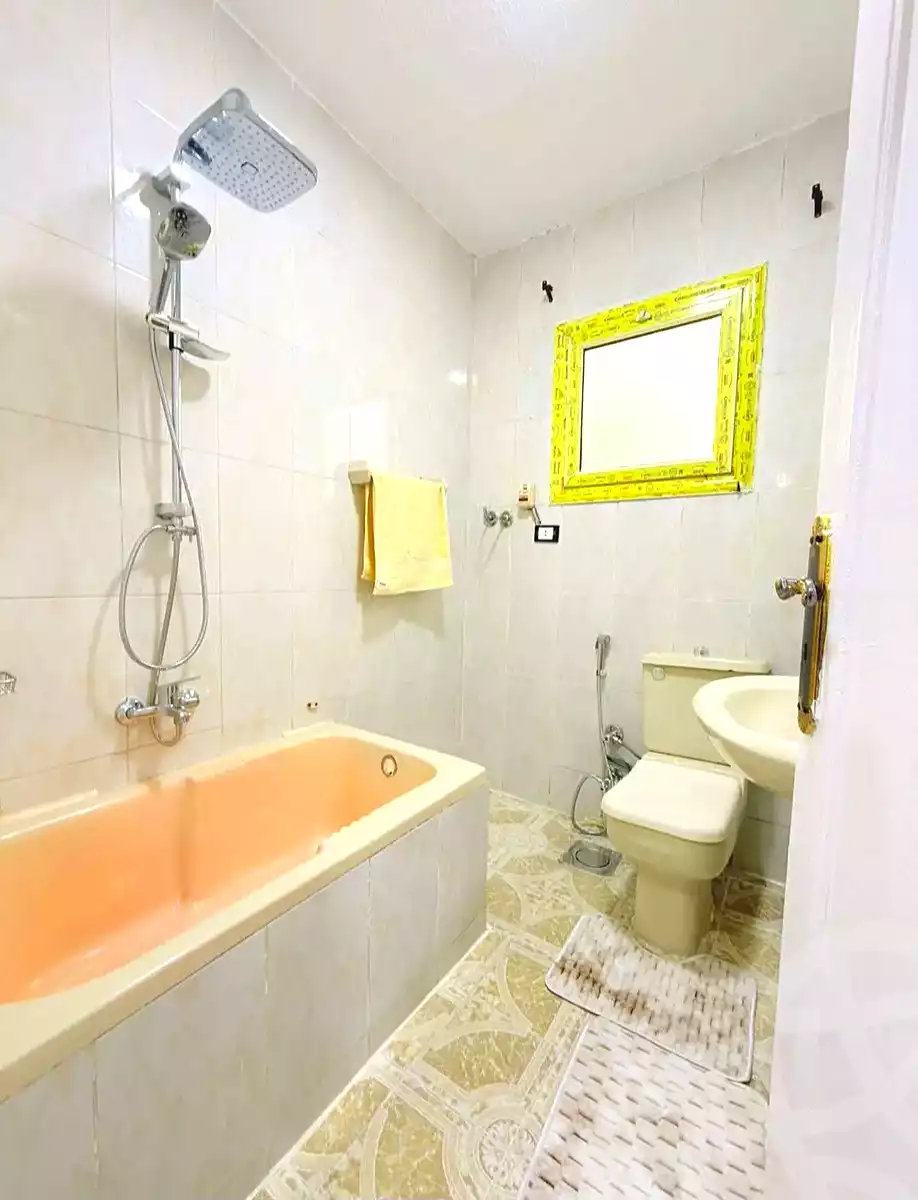 https://aqarmap.com.eg/ar/listing/6998814-for-sale-alexandria-al-agamy-lbytsh
